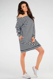 Woman's Dress M257