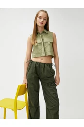 Crop Shirt Sleeveless Buttoned with Big Pocket Detail
