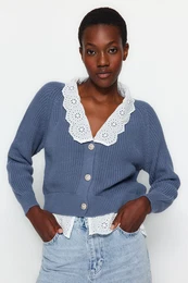 Indigo Crop Knitwear Cardigan s tkanim okrasom in detajlom