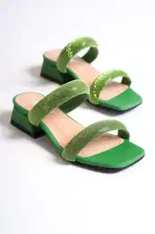 Short Heeled, Stony Banded, Blunt Toe Women's Slippers