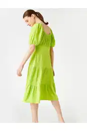 Obleka za rokave balonov Frilly Midi