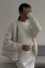 Cream Crew Neck Basic Sweater