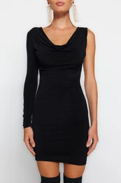 Black Fit pletena Degajee elegantna veerna obleka