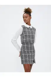 Tweed Blouse and Shirt Collar and Sleeve Detail