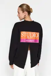 Black Back Print Detailed Thick Inside Fleece Regular Fit Slit Knitted Sweatshirt