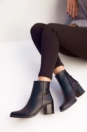 Black Women's Boots