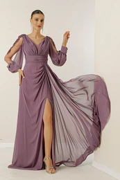 Sayg V-vrat dolga veerna obleka Chiffon z draping in podloenimi rokavi.