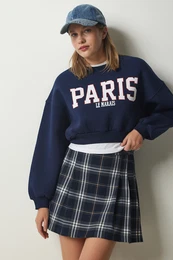 Happiness stanbul Women's Navy Blue Printed Rose Crop Knitted Sweatshirt