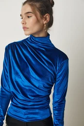 Happiness stanbul Women's Blue Gathered Collar Elegant Velvet Blouse