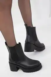 Women's Black Boots & Booties 18486