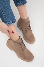 Women's ankle shoes