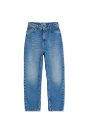 Women's jeans