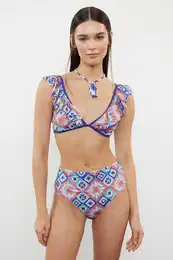 Floral Patterned Ruffle Detailed Bikini Set