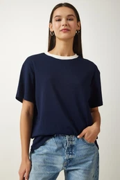 Happiness stanbul Women's Navy Blue Crew Neck Knitted T-Shirt