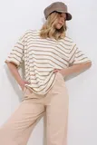 Prevelik Prugasta majica za dame image