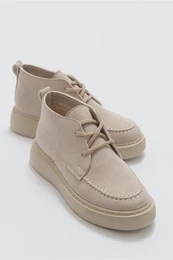 Valve Women's Beige Suede Boots