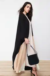 Stone Color Blocked Long Woven Cap & Abaya