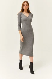 Women's Smoky V Neck Zippered Thick Ribbed Midi Dress