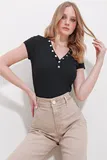Short sleeves Bluze z gumbi za dame image