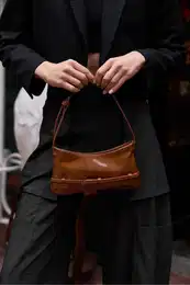 Taba Patent Leather Women's Patent Leather Baguette Bag