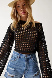 Happiness stanbul Women's Black Perforated Seasonal Crop Knitwear Blouse