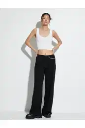 Wide Strap U Neck Ribbed Crop Undershirt