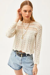 Women's Ecru Diamond Patterned Seasonal Knitwear Blouse