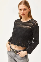 Women's Black Bottom Diamond Patterned Seasonal Knitwear Blouse