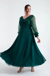 Women's Plus Size Emerald Green Sleeves Beaded Midi Evening Dress