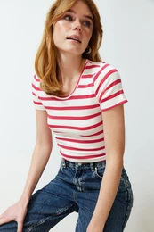 Pink Fitted Crop Pool Neck Short Sleeve Stretchy Knitted T-Shirt