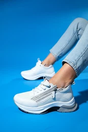 OUDE Women's White Zipper Thick Sole Sports Sneakers