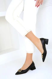 Women's Black-Gold Classic Heeled Shoes 18474