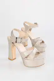Women's Rhine Gold Roll-on Silvery Platform Heel Shoes