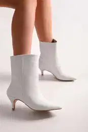 Women's Kerry White Skin Short Heel Boots White Skin