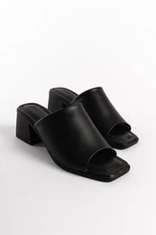 Single Strap Blunt Toe Medium Heel Women's Slippers