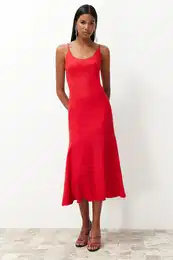 Red Fitted Strap Woven Dress