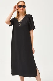 Women's Black V-Neck Soft Textured Dress with Side Slits