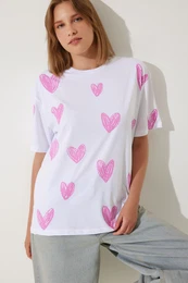 Happiness stanbul Women's White Pink Heart Printed Oversize Cotton T-Shirt