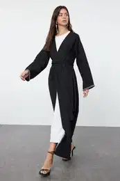 Black Stone Stripe Accessory Detailed Woven Cap & Abaya & Abaya