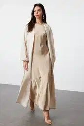 Beige Glitter Detailed Woven Cap & Abaya & Abaya