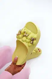 Women's Foam Slippers With Decorations On Thick Sole Lime Bremavia