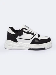 Woman's Sports Shoes 100375 101
