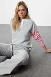 Ecru Soft Textured Color Blocked Knitwear Sweater