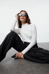 Ecru Fitted Zippered Crew Neck Piping Detailed Ribbed Flexible Knitted Blouse