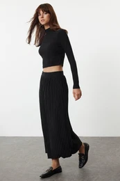 Black Fitted Pleated Stretchy Knitted Blouse and Skirt Bottom-Top Set