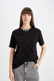 Regular Fit Crew Neck Stone Detail Casual Short Sleeve T-Shirt