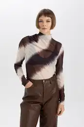 Slim Fit Turtleneck Tie-Dye Long Sleeve Tulle T-Shirt