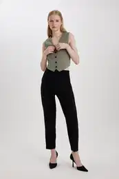 Carrot Fit Pocket High Waist Short Cuff Trousers