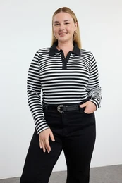 Curve Black-White Striped Knitted Blouse
