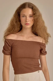Fitted Off Shoulder Wrinkled Short Sleeve T-Shirt